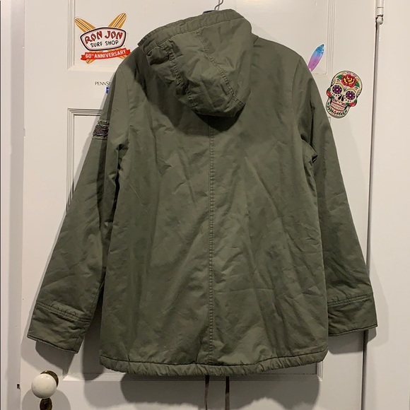 Aeropostale quilted high lo Parka Army green med - Picture 2 of 2